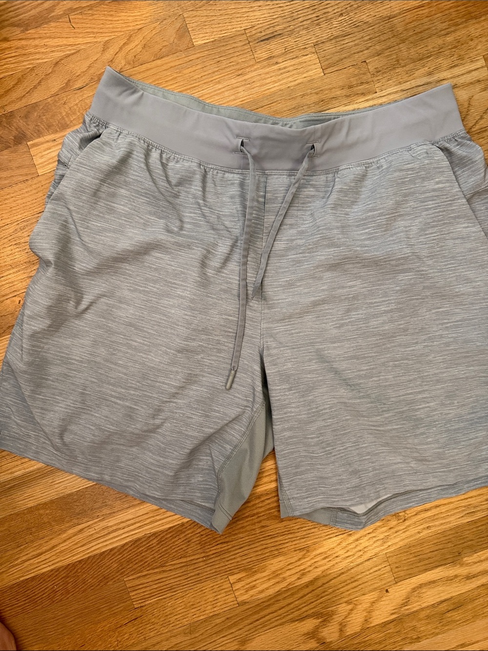 Lululemon license to train - 7 in
Gray